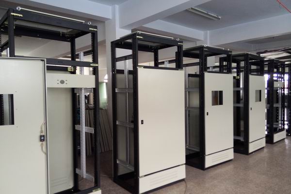 报警灯配电箱-配电箱的这些安全操作规程千万不可